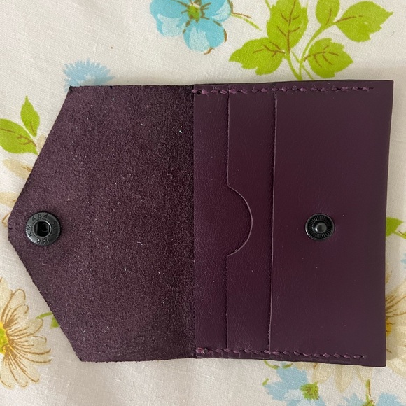 Handmade Genuine Leather Wallet - Picture 3 of 5